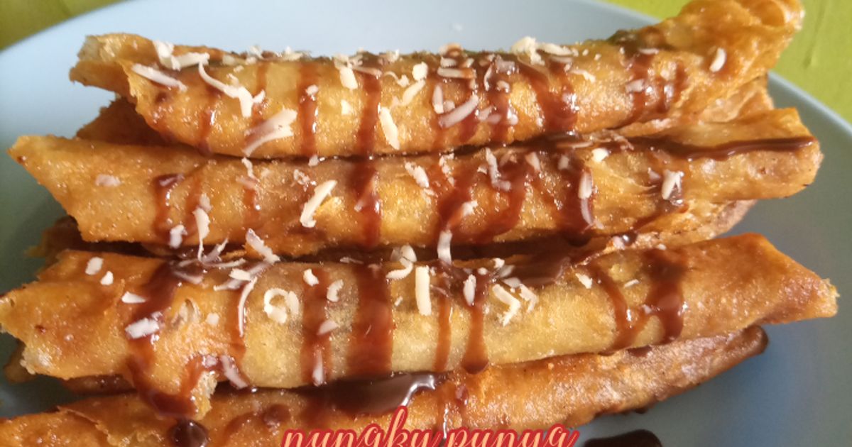 Kulit Lumpia Martabak Piscok Bu Nuri: Rasa Legenda di Jantung Cilacap